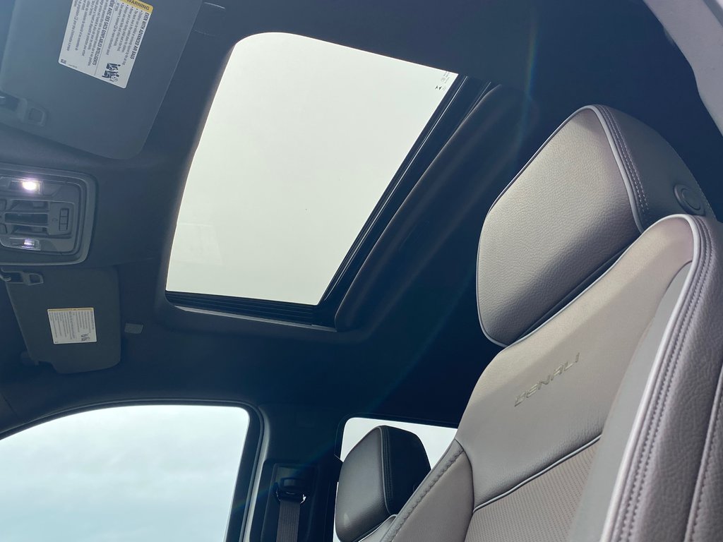 2023 GMC Sierra 1500 DENALI | SunRoof | Cam | USB | Warranty to 2028 in Saint John, New Brunswick - 32 - w1024h768px
