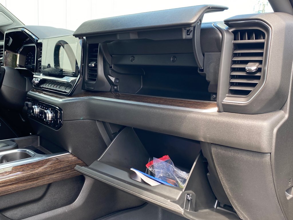 GMC Sierra 1500 Elevation | Cam | USB | HtdWheel | Warranty to2028 2023 à Saint John, Nouveau-Brunswick - 32 - w1024h768px