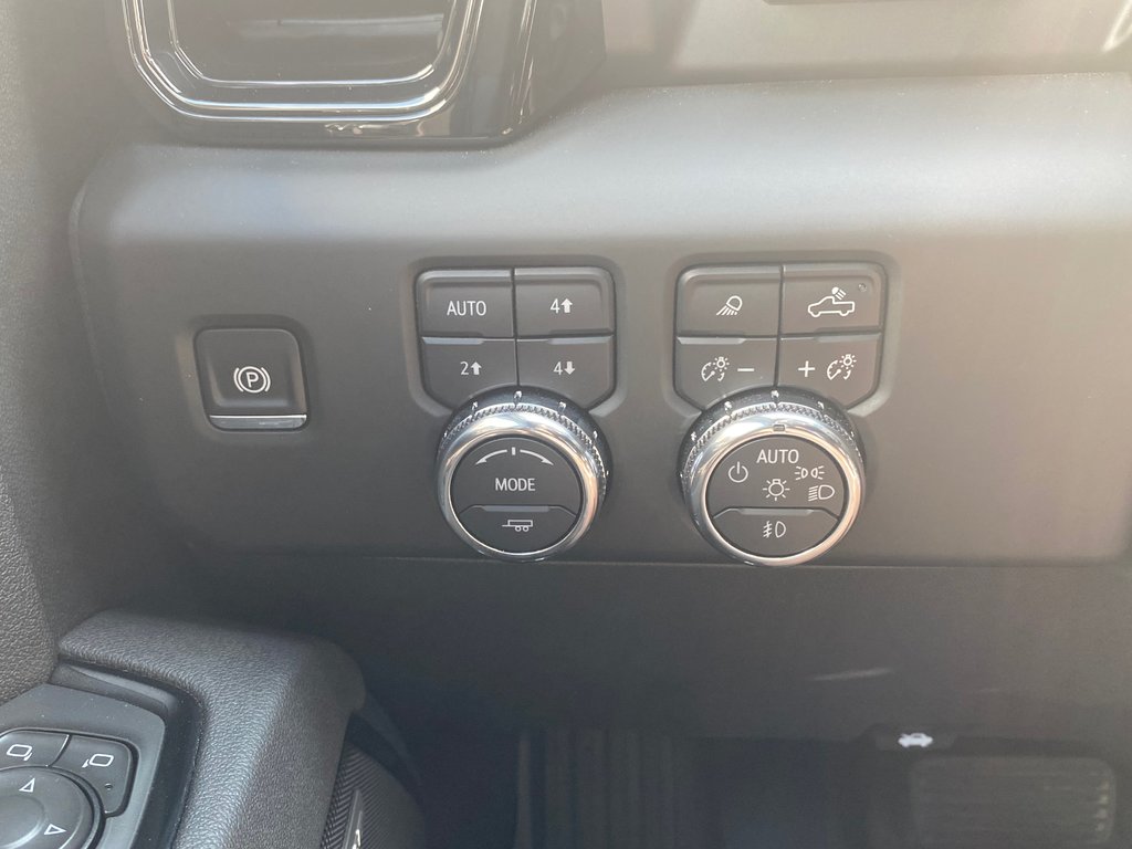 GMC Sierra 1500 AT4 | Diesel | SunRoof | Cam | Warranty to 2030 2025 à Saint John, Nouveau-Brunswick - 17 - w1024h768px