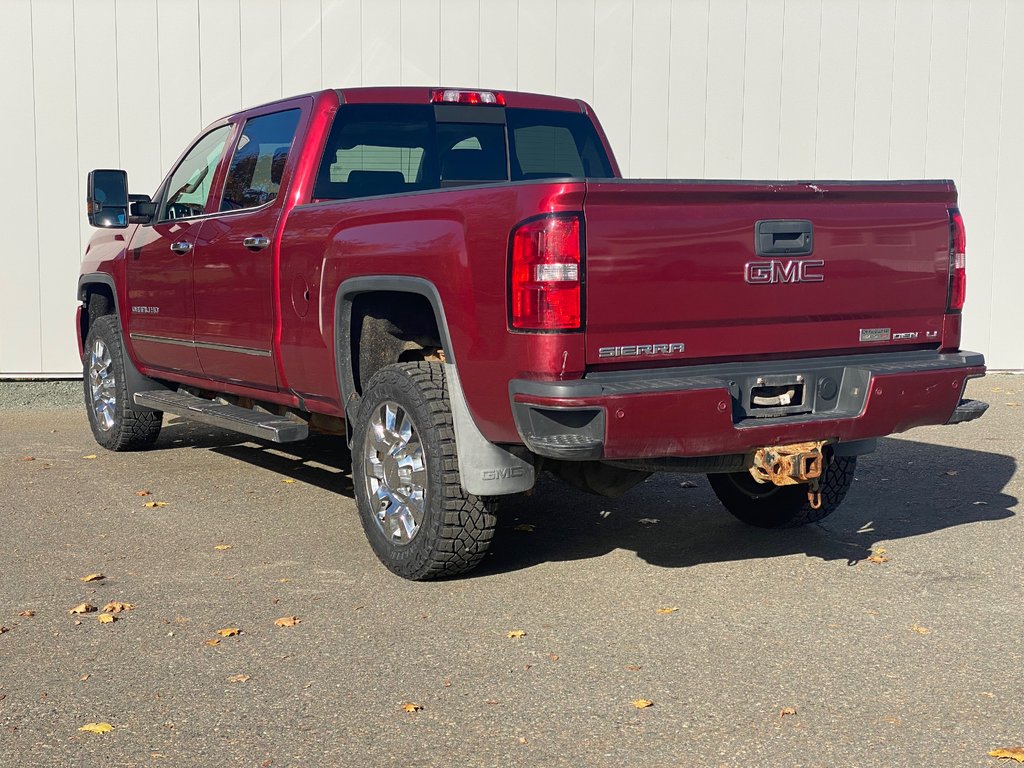 2018  Sierra 2500HD Denali | DIESEL | Leather | SunRoof | Nav | Cam in Saint John, New Brunswick - 5 - w1024h768px