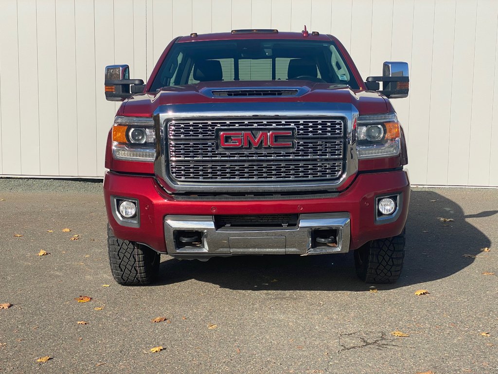 2018  Sierra 2500HD Denali | DIESEL | Leather | SunRoof | Nav | Cam in Saint John, New Brunswick - 2 - w1024h768px