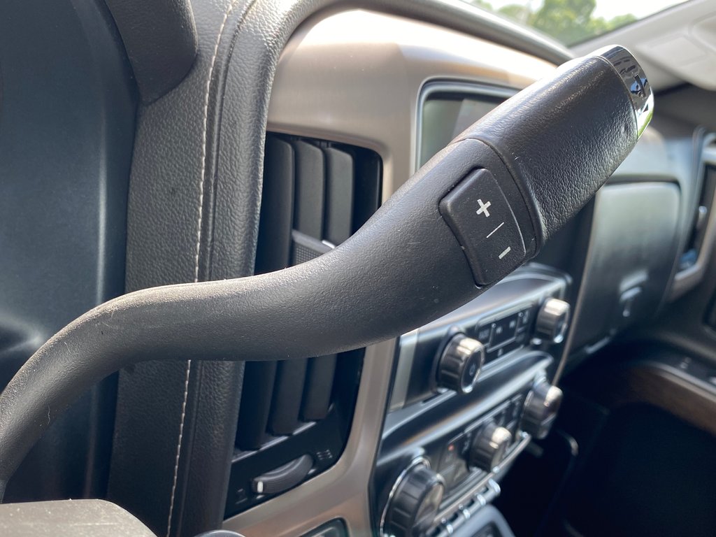GMC Sierra 2500HD DENALI | Diesel | SunRoof | Cam | HtdWheel 2019 à Saint John, Nouveau-Brunswick - 18 - w1024h768px