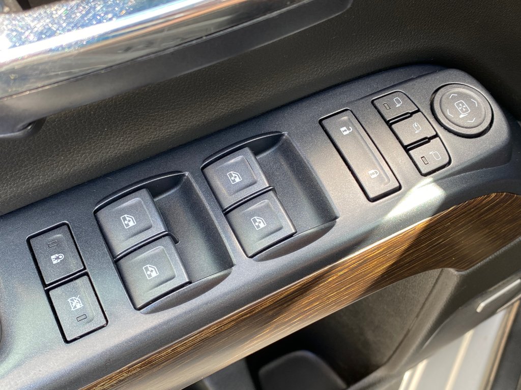 GMC Sierra 2500HD DENALI | Diesel | SunRoof | Cam | HtdWheel 2019 à Saint John, Nouveau-Brunswick - 15 - w1024h768px