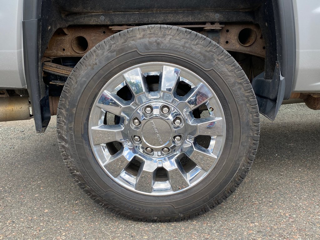 GMC Sierra 2500HD DENALI | Diesel | SunRoof | Cam | HtdWheel 2019 à Saint John, Nouveau-Brunswick - 50 - w1024h768px