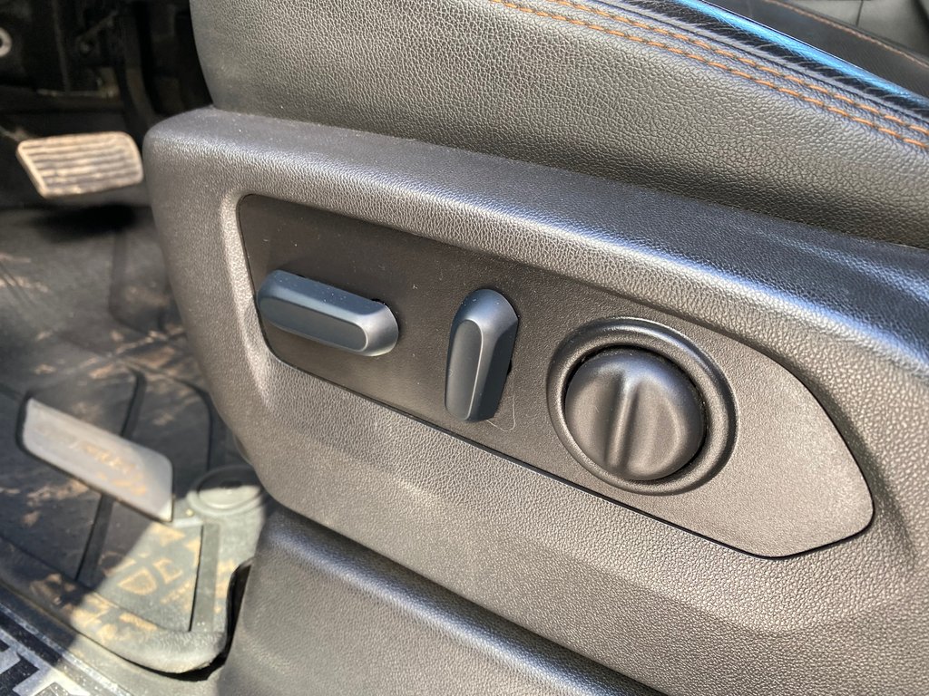 2023 GMC Sierra 3500 HD CREW CAB | Diesel | Cam | Warranty to 2027 in Saint John, New Brunswick - 13 - w1024h768px