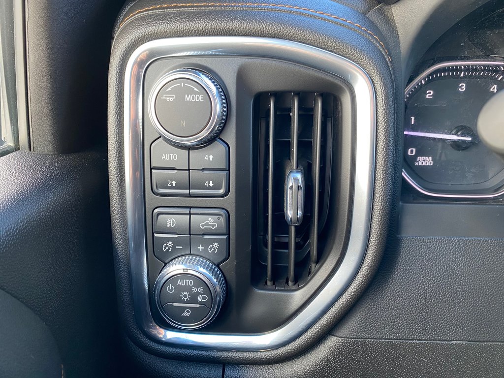 2023 GMC Sierra 3500 HD CREW CAB | Diesel | Cam | Warranty to 2027 in Saint John, New Brunswick - 16 - w1024h768px