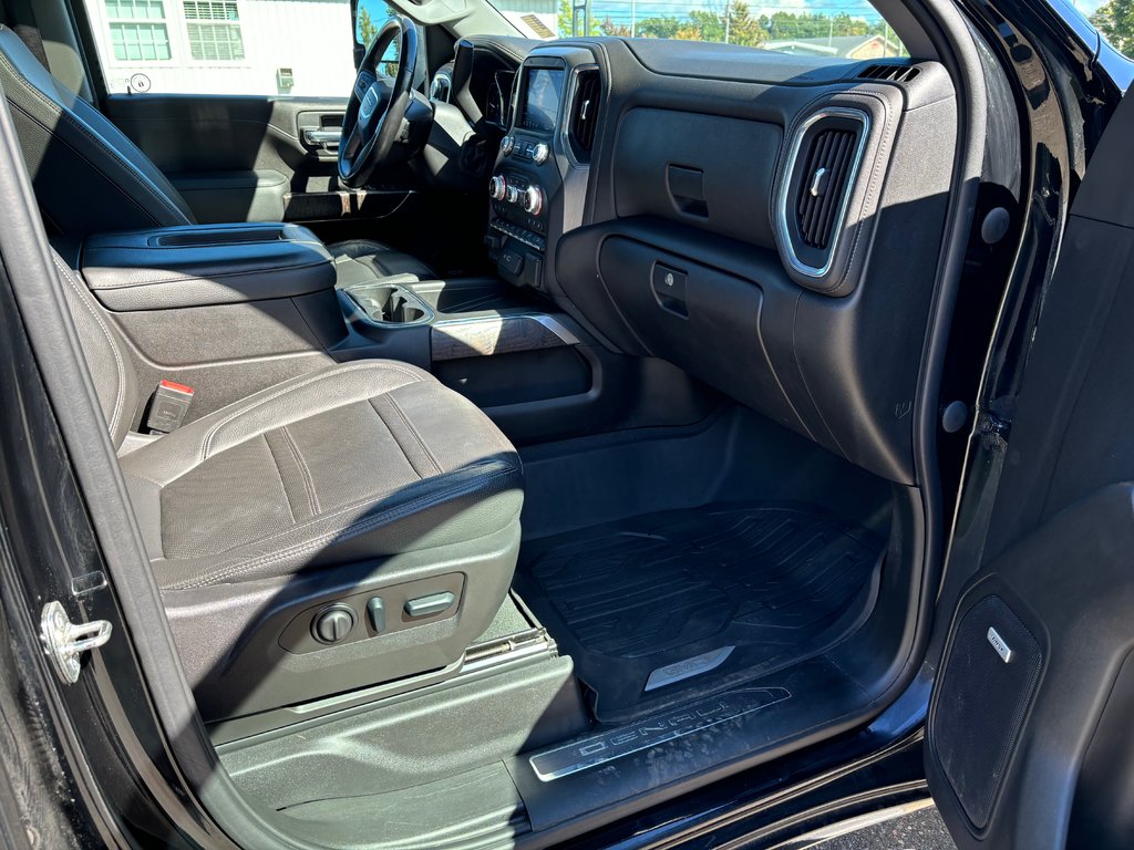 Sierra 3500HD Denali | DIESEL | Leather | Nav | Warranty to 2027 2022 à Saint John, Nouveau-Brunswick - 13 - w1024h768px