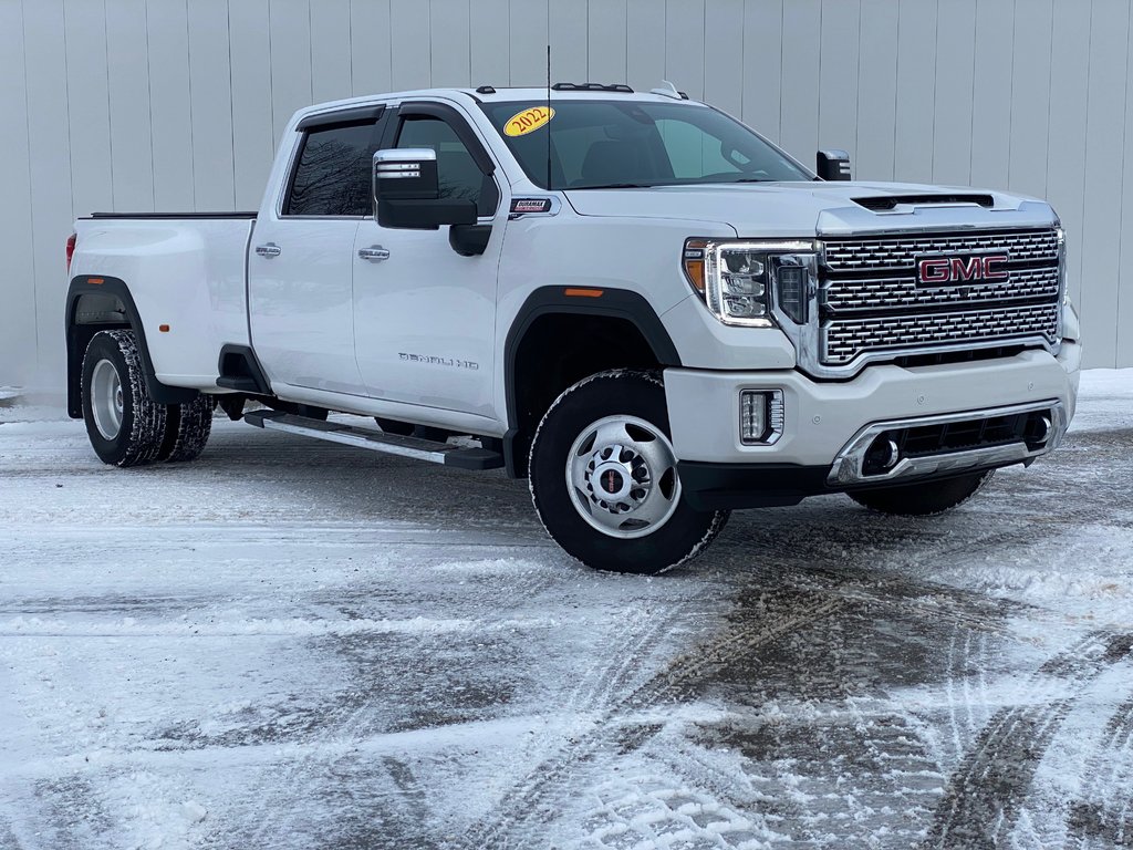 2022 GMC Sierra 3500HD Denali | DIESEL | Leather | Nav | Warranty to 2027 in Saint John, New Brunswick - 1 - w1024h768px