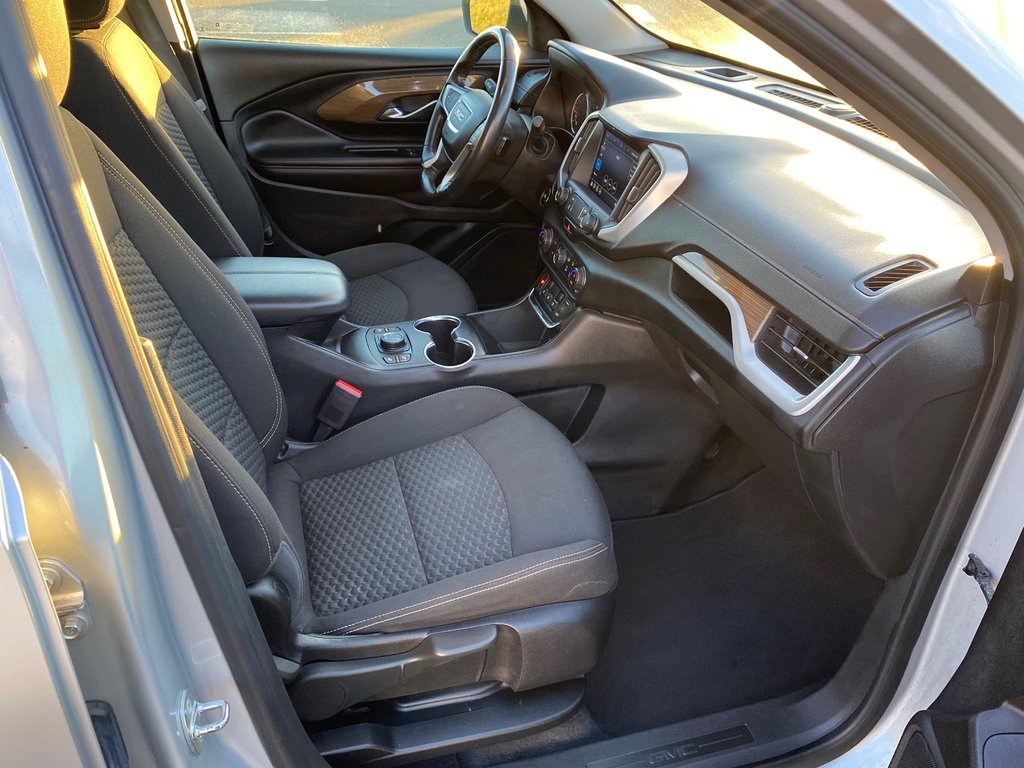 2020 GMC Terrain SLE | SunRoof | AWD | Cam | USB | Warranty to 2024 in Saint John, New Brunswick - 13 - w1024h768px
