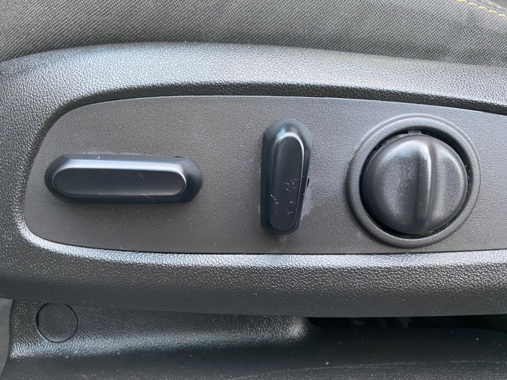 2020 GMC Terrain SLE | SunRoof | AWD | Cam | USB | Warranty to 2024 in Saint John, New Brunswick - 15 - w1024h768px