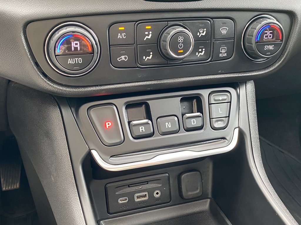 2020 GMC Terrain SLE | SunRoof | Cam | HtdSeats | Adp.Cruise in Saint John, New Brunswick - 24 - w1024h768px