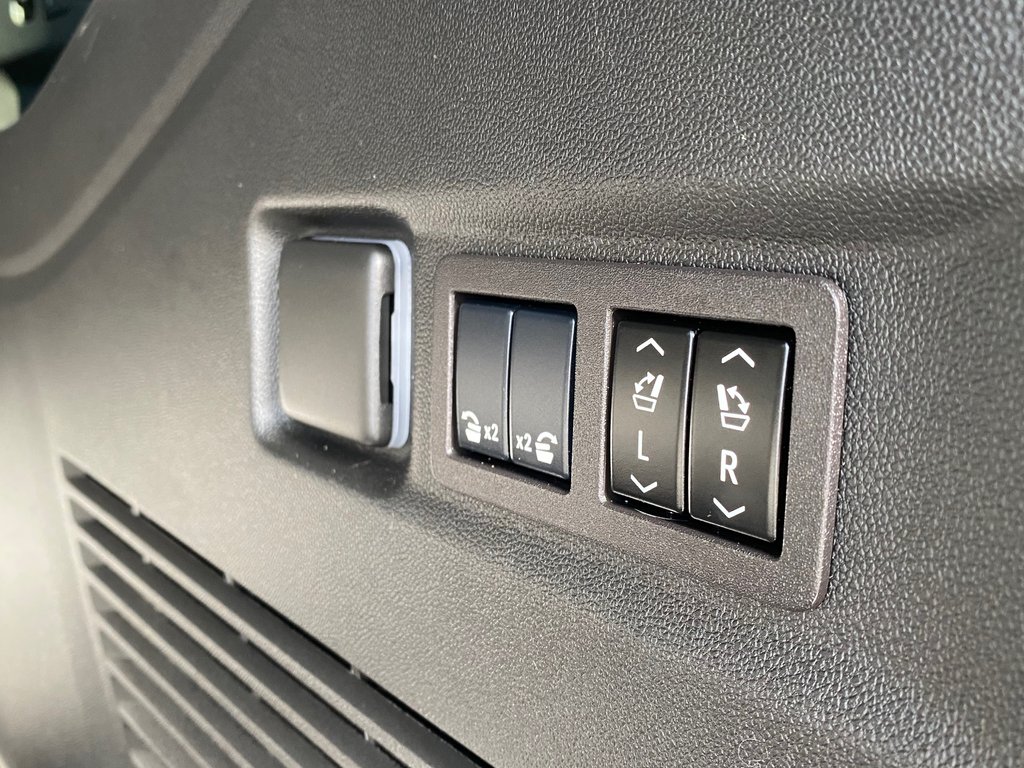 2024 GMC Yukon XL SLT | Leather | Roof | 360°Cam | Warranty to 2029 in Saint John, New Brunswick - 44 - w1024h768px