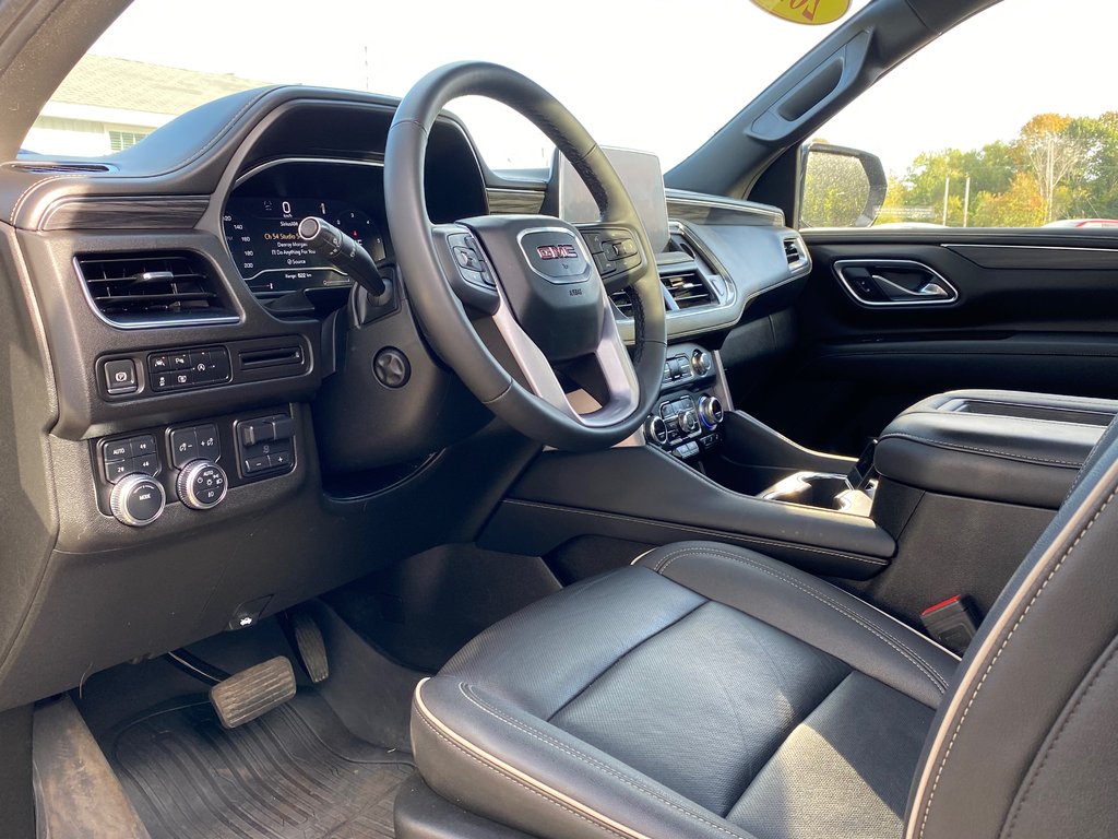 2024 GMC Yukon XL SLT | Leather | Roof | 360°Cam | Warranty to 2029 in Saint John, New Brunswick - 11 - w1024h768px