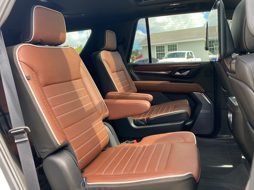 2023 GMC Yukon DENALI ULTIMATE | SunRoof | Cam | Warranty to 2028 in Saint John, New Brunswick - 36 - w1024h768px