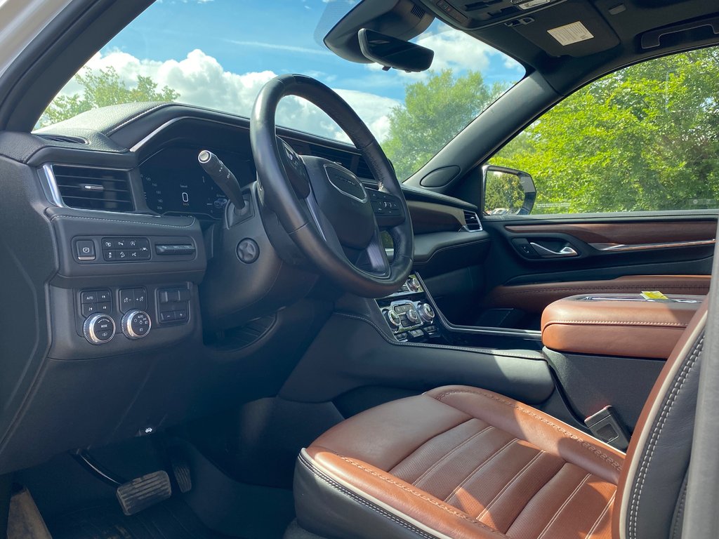 2023 GMC Yukon DENALI ULTIMATE | SunRoof | Cam | Warranty to 2028 in Saint John, New Brunswick - 11 - w1024h768px