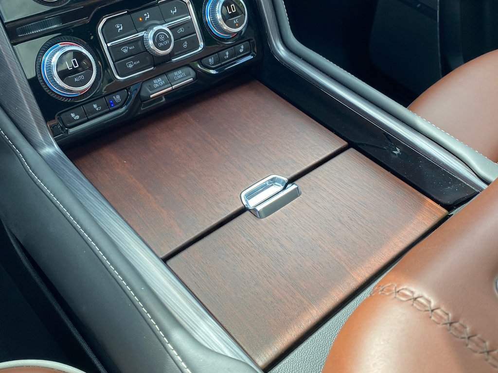 2023 GMC Yukon DENALI ULTIMATE | SunRoof | Cam | Warranty to 2028 in Saint John, New Brunswick - 24 - w1024h768px