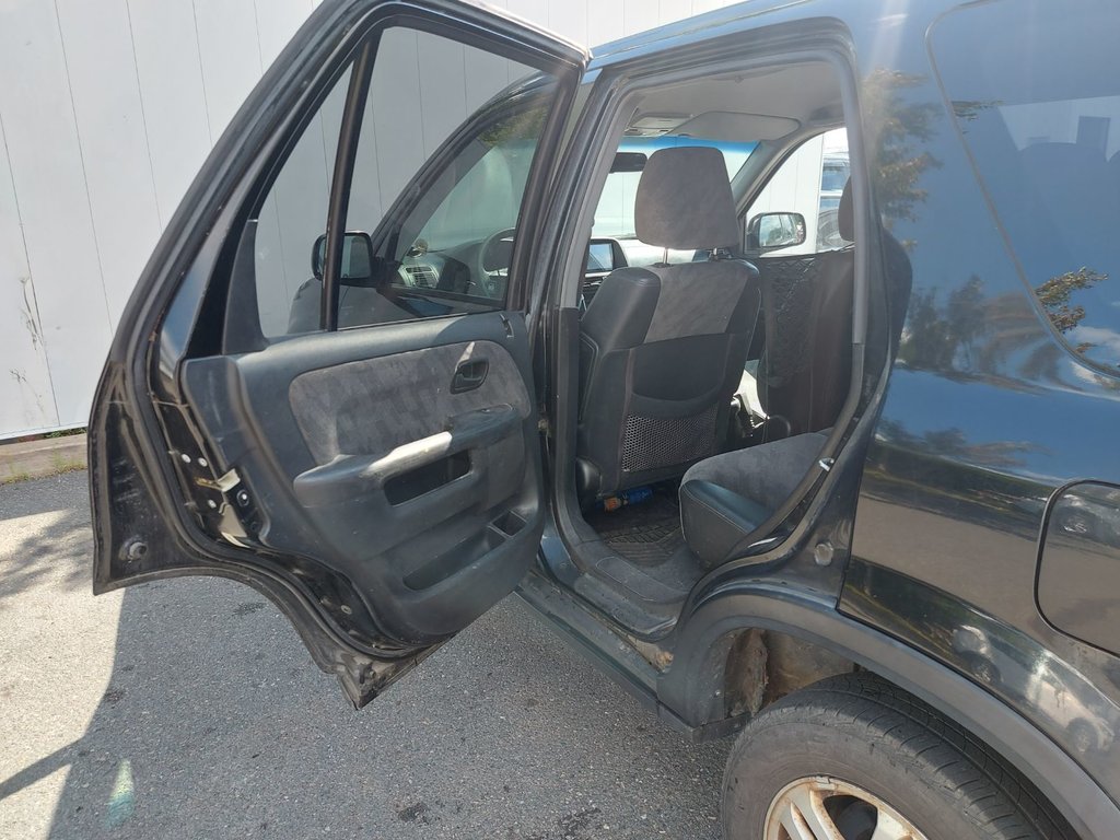 2004 Honda CR-V in Antigonish, Nova Scotia - 39 - w1024h768px