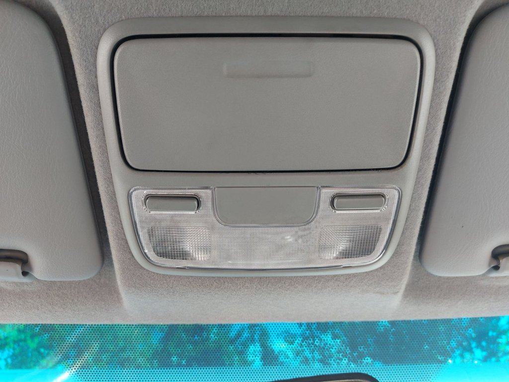 2004 Honda CR-V in Antigonish, Nova Scotia - 28 - w1024h768px