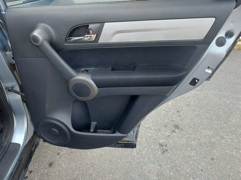 2010 Honda CR-V in Antigonish, Nova Scotia - 52 - w1024h768px