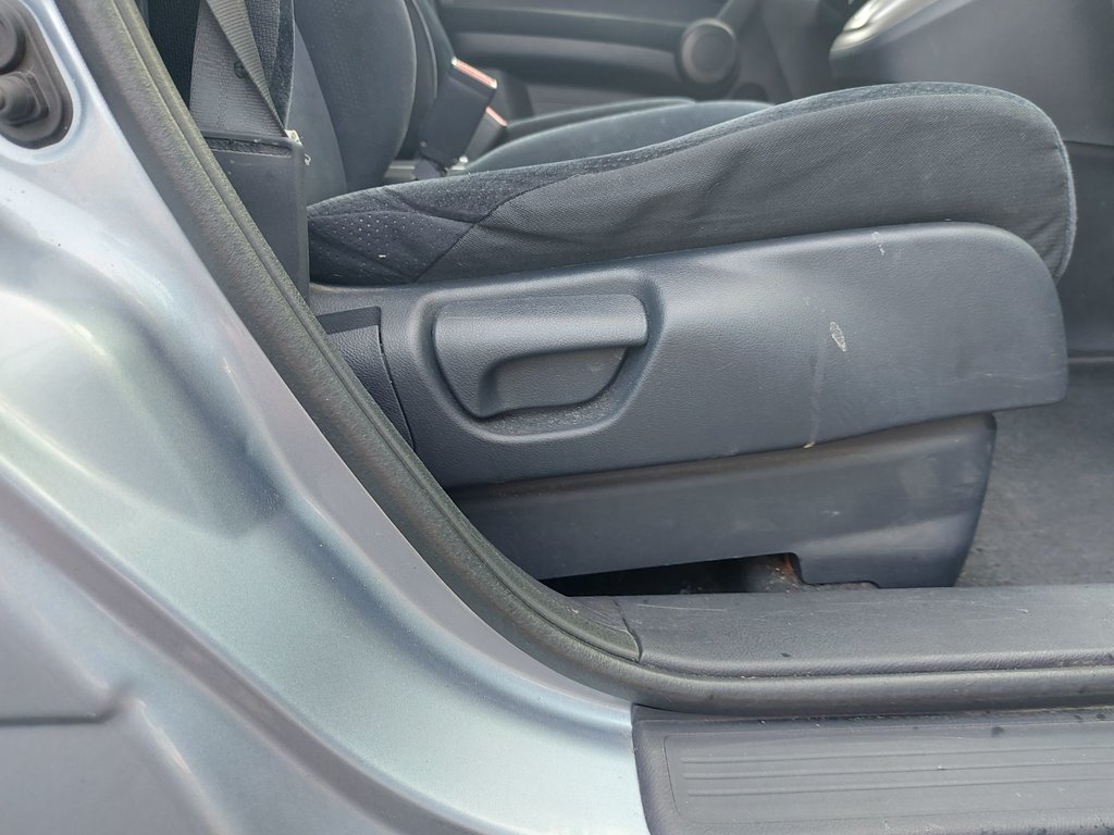 2010 Honda CR-V in Antigonish, Nova Scotia - 58 - w1024h768px