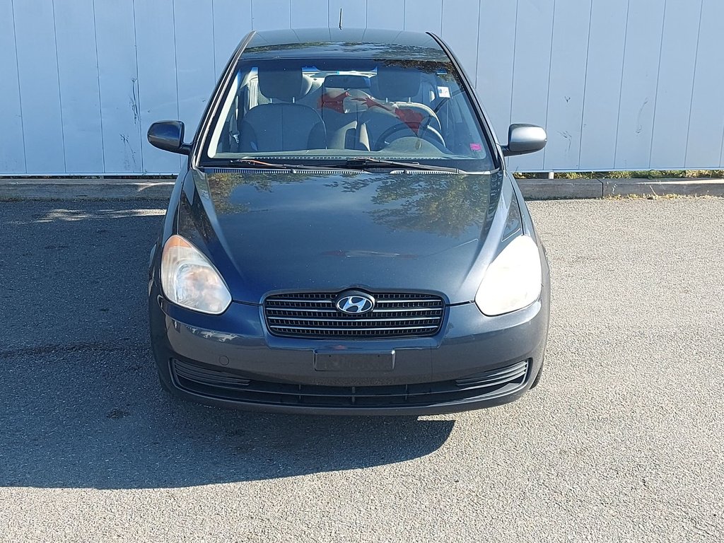 2010 Hyundai Accent in Antigonish, Nova Scotia - 8 - w1024h768px