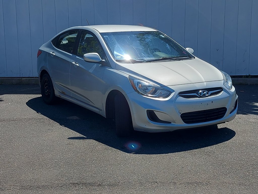 2013 Hyundai Accent in Antigonish, Nova Scotia - 1 - w1024h768px