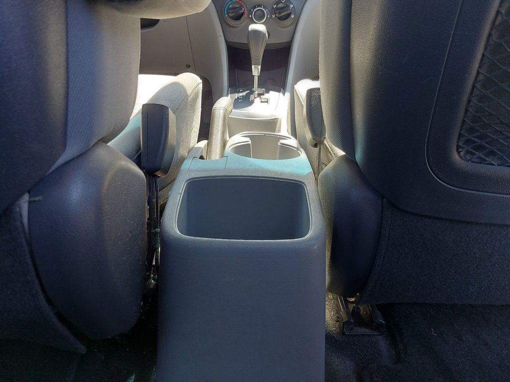 2013 Hyundai Accent in Antigonish, Nova Scotia - 57 - w1024h768px