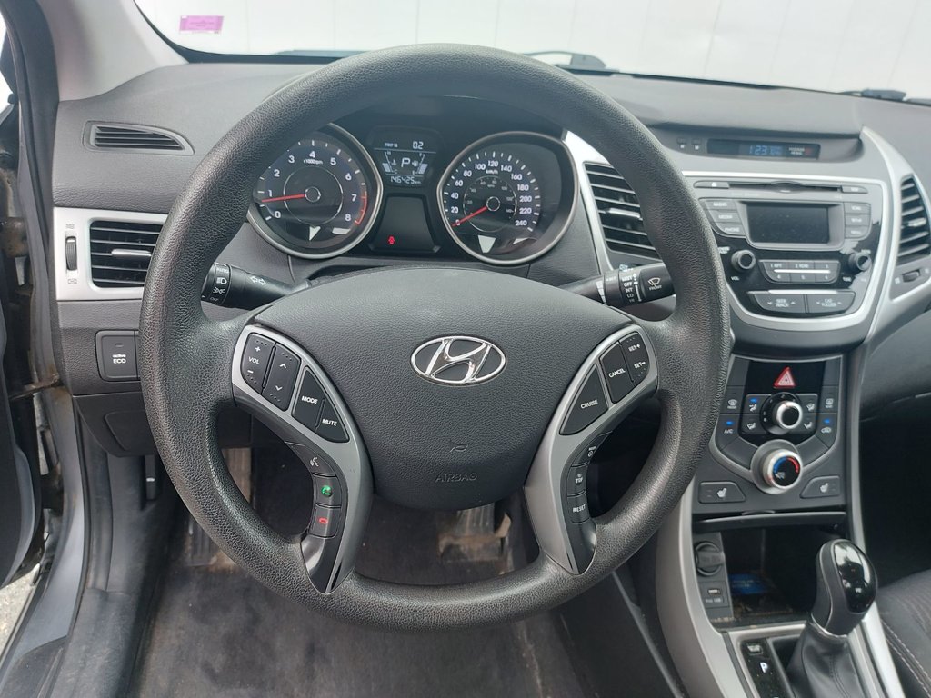 2016 Hyundai Elantra in Antigonish, Nova Scotia - 12 - w1024h768px