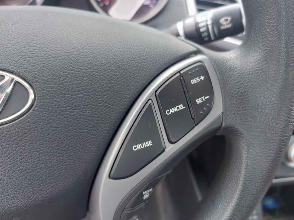 2016 Hyundai Elantra in Antigonish, Nova Scotia - 15 - w1024h768px
