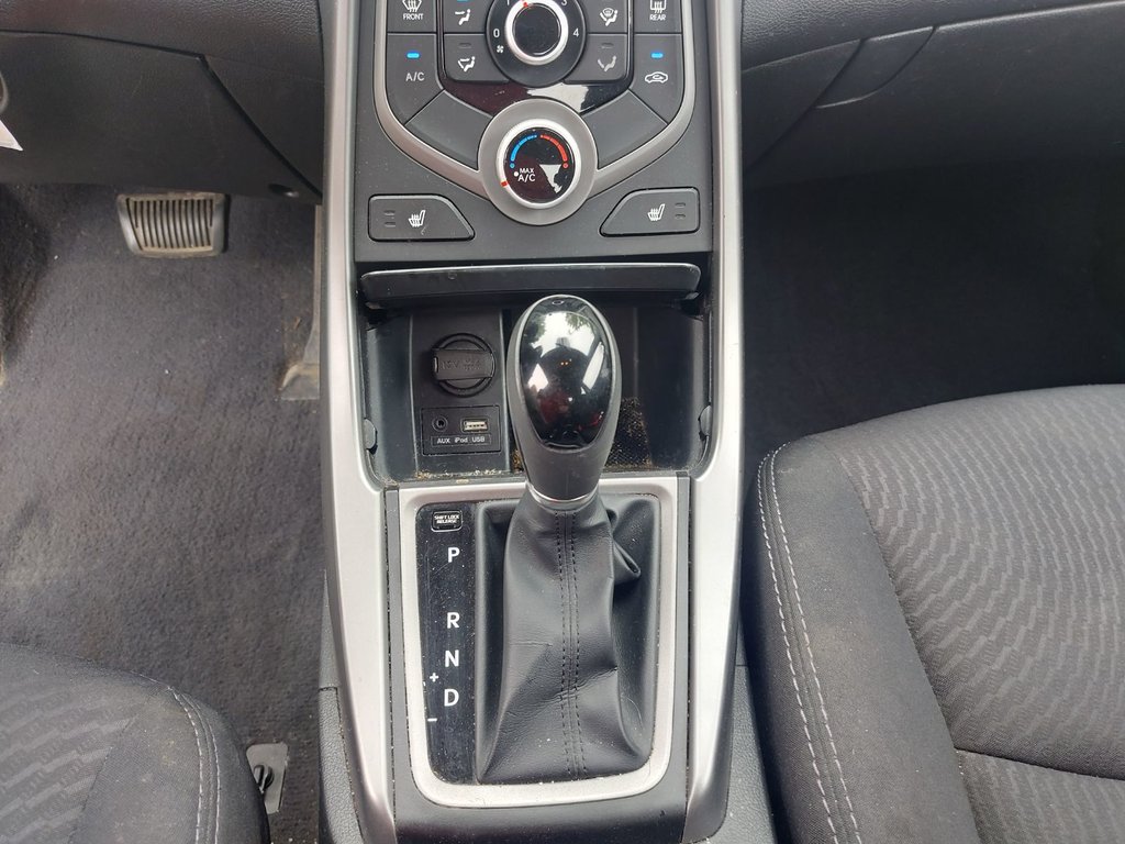 2016 Hyundai Elantra in Antigonish, Nova Scotia - 22 - w1024h768px