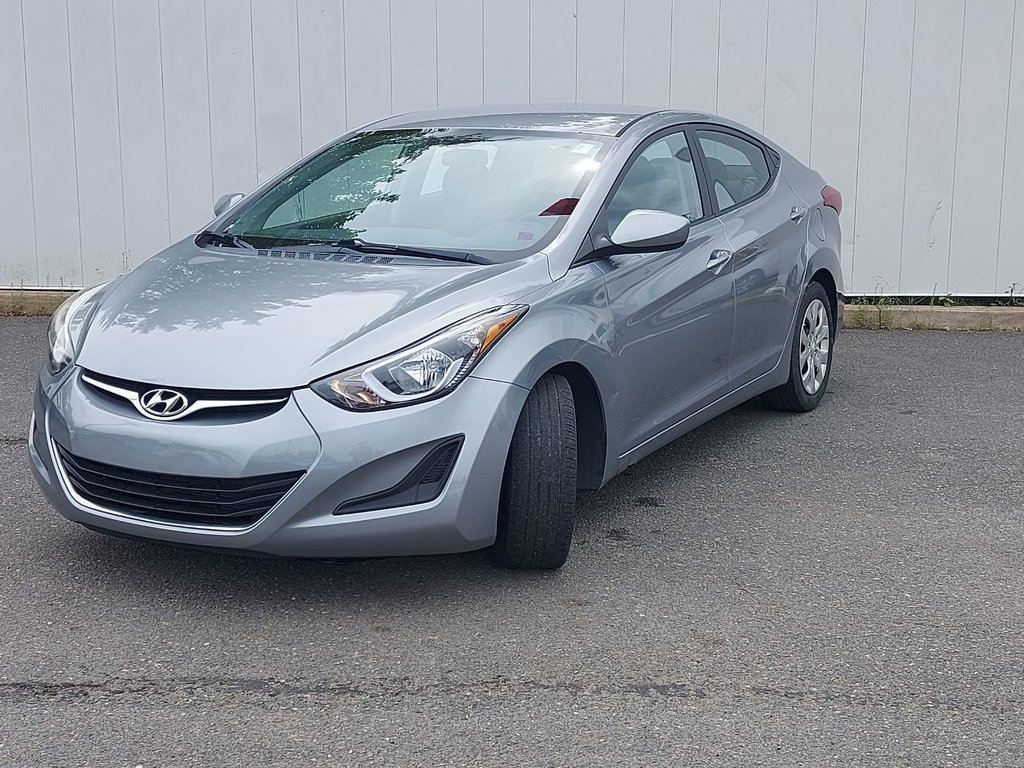 2016 Hyundai Elantra in Antigonish, Nova Scotia - 7 - w1024h768px