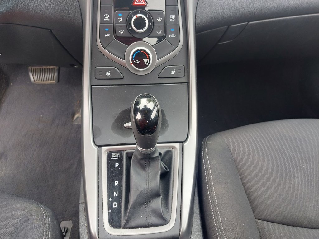 2016 Hyundai Elantra in Antigonish, Nova Scotia - 21 - w1024h768px