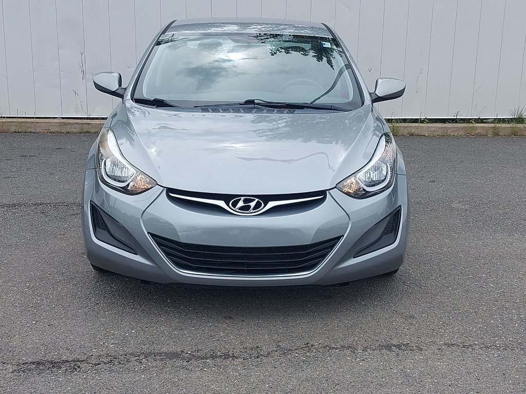 2016 Hyundai Elantra in Antigonish, Nova Scotia - 8 - w1024h768px