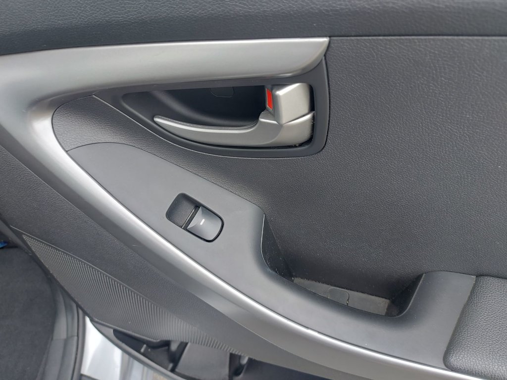 2016 Hyundai Elantra in Antigonish, Nova Scotia - 46 - w1024h768px