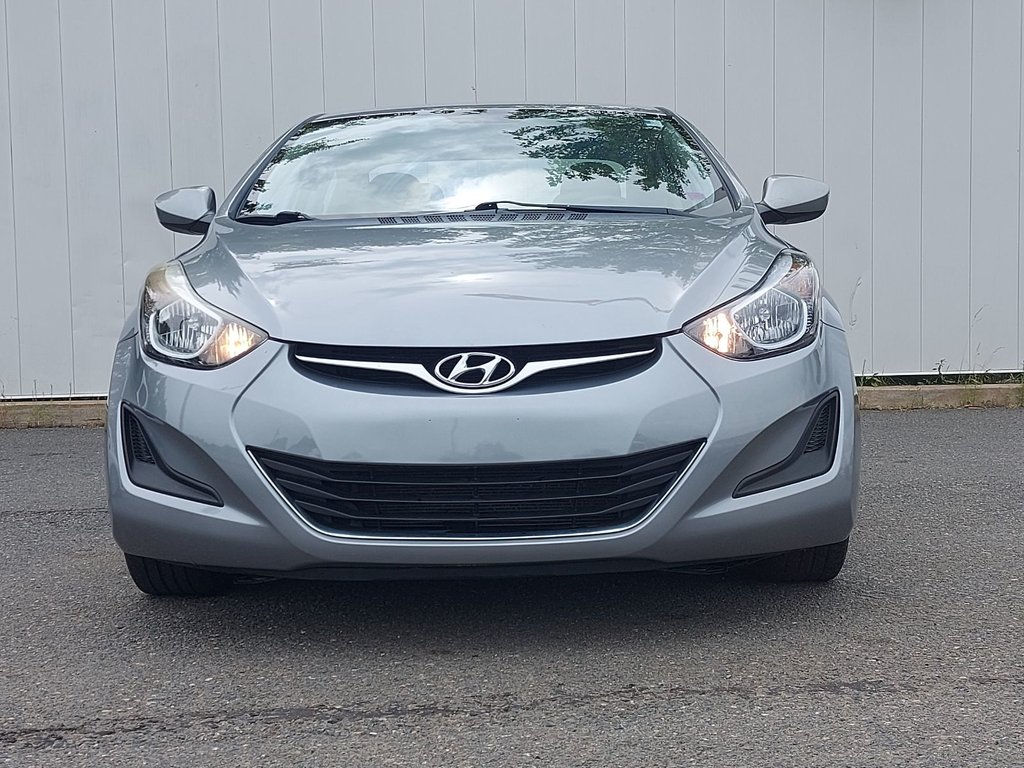 2016 Hyundai Elantra in Antigonish, Nova Scotia - 9 - w1024h768px