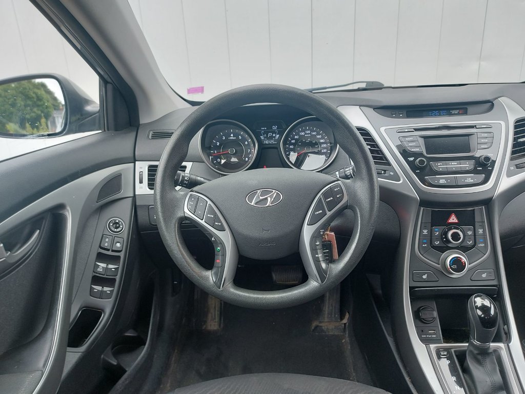 2016 Hyundai Elantra in Antigonish, Nova Scotia - 55 - w1024h768px