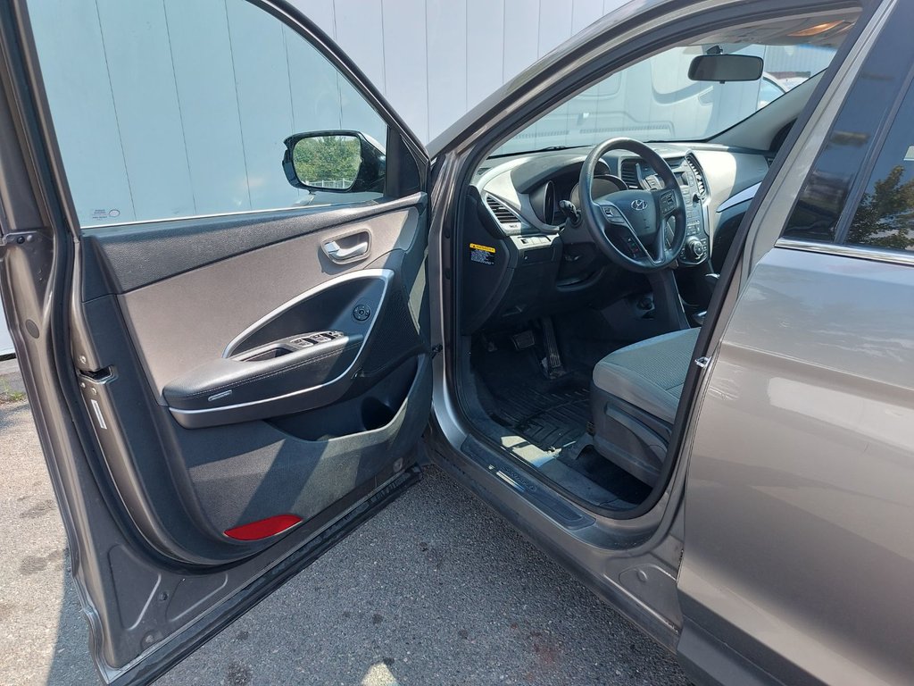 2015 Hyundai Santa Fe Sport in Antigonish, Nova Scotia - 30 - w1024h768px