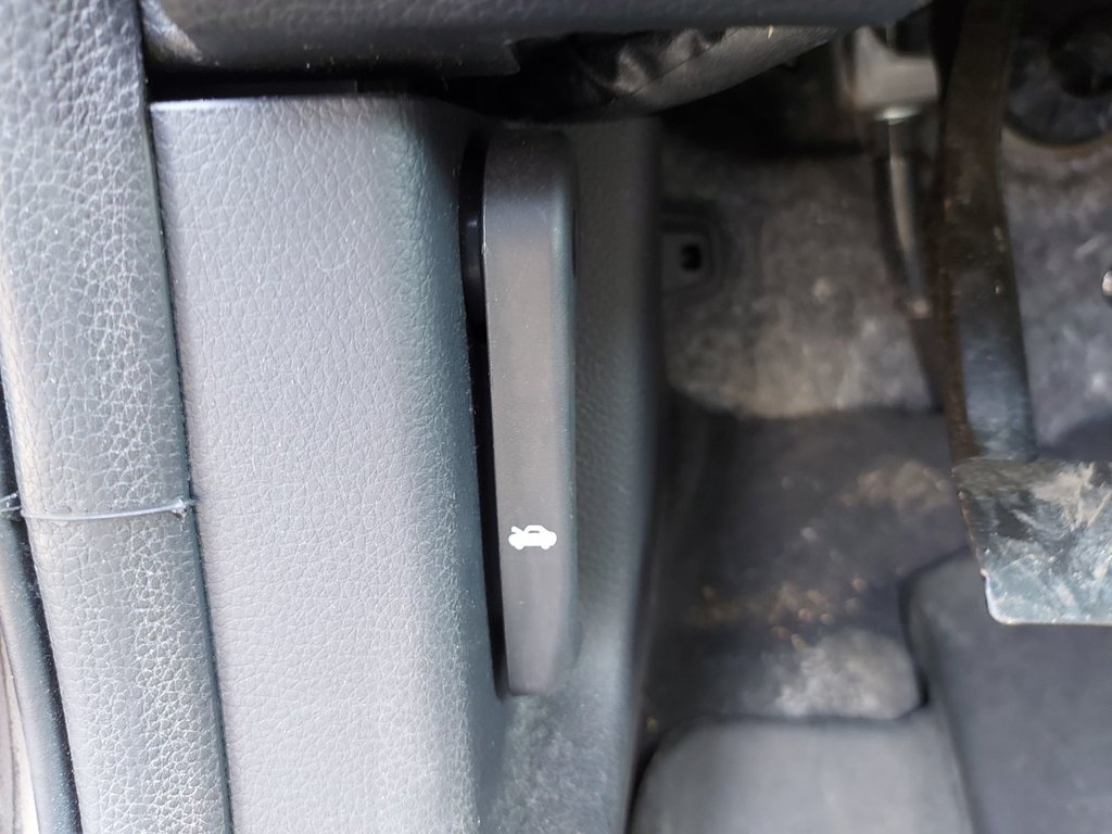 2015 Hyundai Santa Fe Sport in Antigonish, Nova Scotia - 20 - w1024h768px