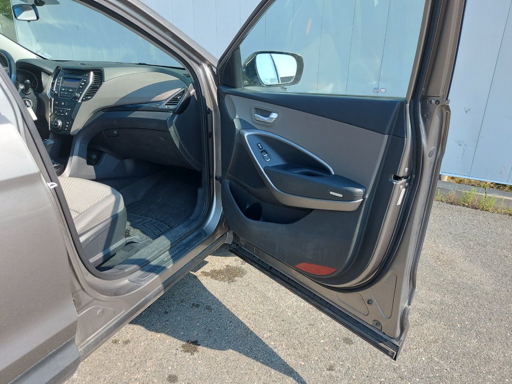 2015 Hyundai Santa Fe Sport in Antigonish, Nova Scotia - 50 - w1024h768px