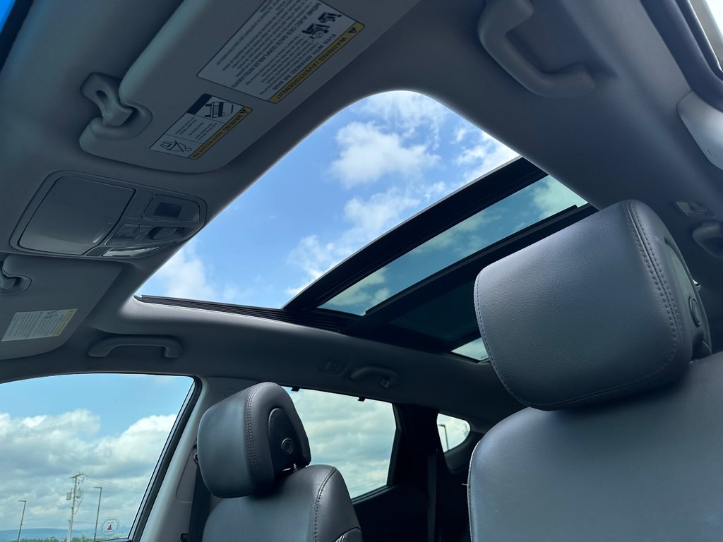 2017 Hyundai Santa Fe Sport LUXURY | SunRoof | Cam | USB | Bluetooth | Cruise in Saint John, New Brunswick - 33 - w1024h768px