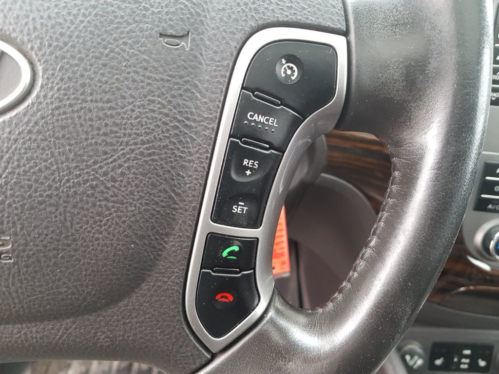 2010 Hyundai Santa Fe in Antigonish, Nova Scotia - 13 - w1024h768px
