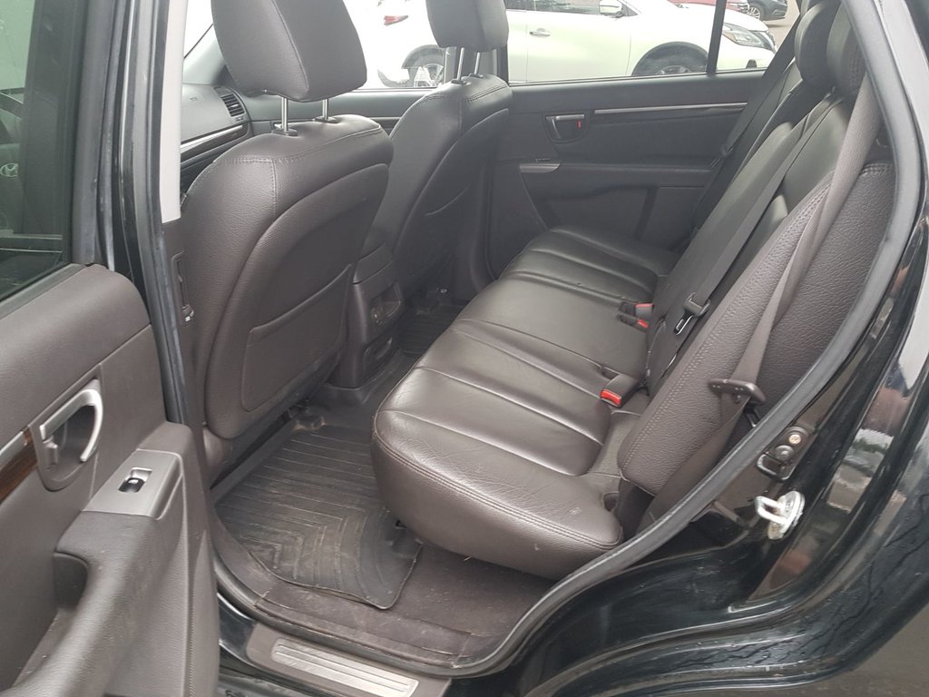 2010 Hyundai Santa Fe in Antigonish, Nova Scotia - 30 - w1024h768px