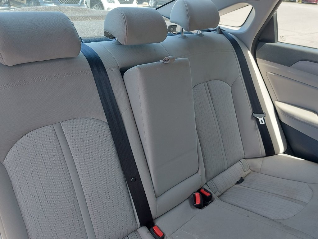 2019 Hyundai Sonata Hybrid Preferred | Cam | USB | HtdSeat | Warranty to 2027 in Saint John, New Brunswick - 36 - w1024h768px