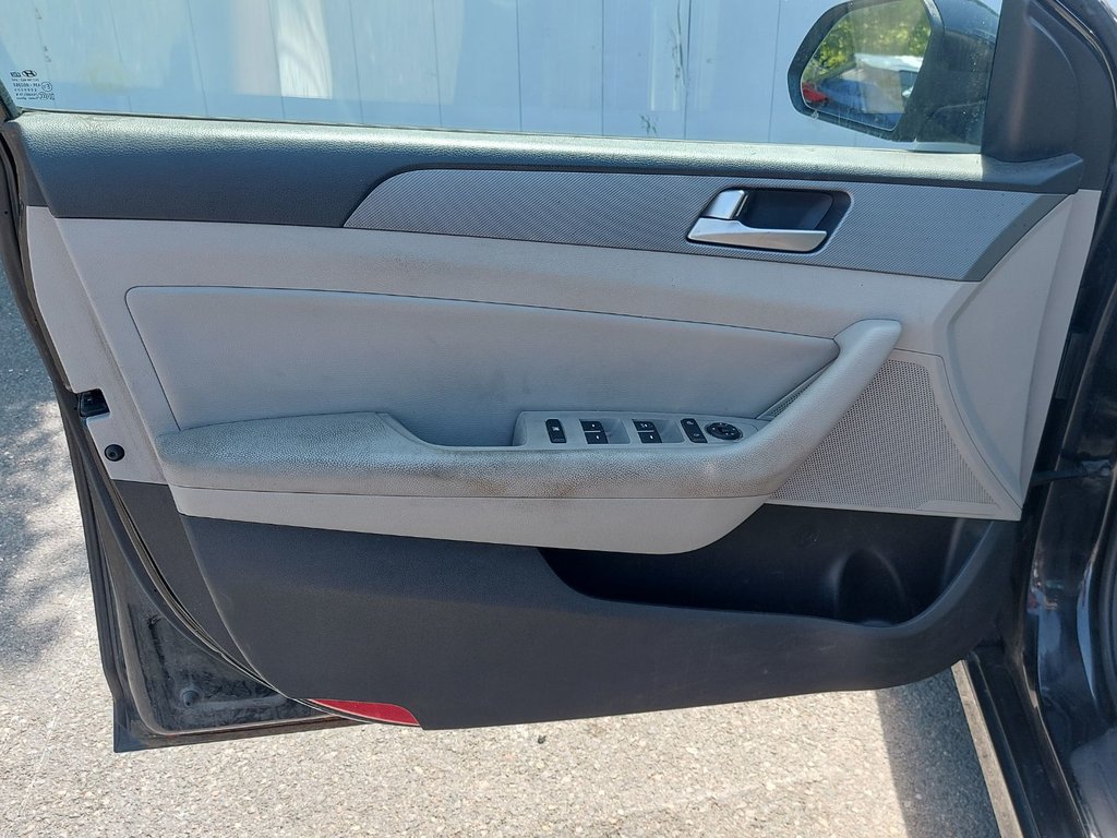 2019 Hyundai Sonata Hybrid Preferred | Cam | USB | HtdSeat | Warranty to 2027 in Saint John, New Brunswick - 27 - w1024h768px