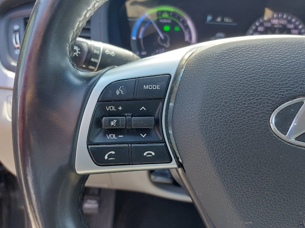 2019 Hyundai Sonata Hybrid Preferred | Cam | USB | HtdSeat | Warranty to 2027 in Saint John, New Brunswick - 13 - w1024h768px