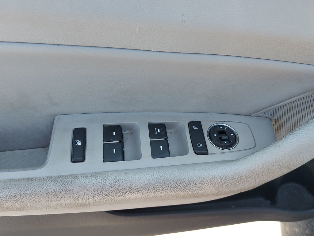 2019 Hyundai Sonata Hybrid Preferred | Cam | USB | HtdSeat | Warranty to 2027 in Saint John, New Brunswick - 26 - w1024h768px