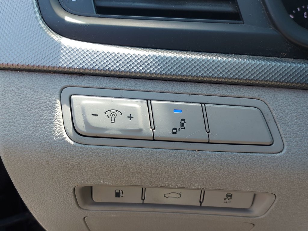 2019 Hyundai Sonata Hybrid Preferred | Cam | USB | HtdSeat | Warranty to 2027 in Saint John, New Brunswick - 15 - w1024h768px