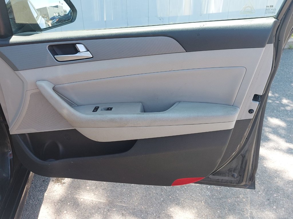 2019 Hyundai Sonata Hybrid Preferred | Cam | USB | HtdSeat | Warranty to 2027 in Saint John, New Brunswick - 44 - w1024h768px