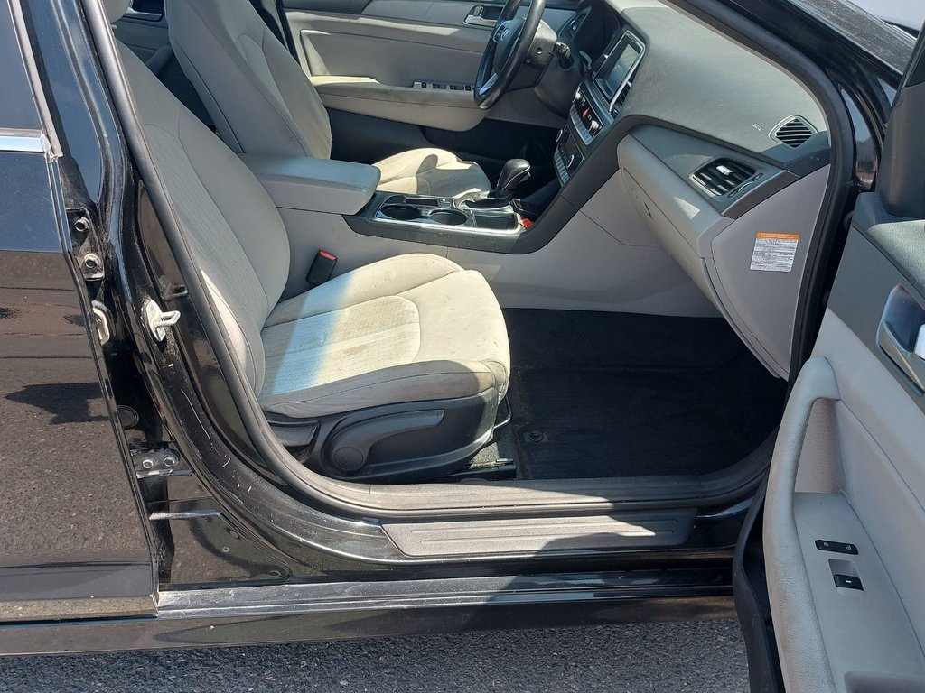 2019 Hyundai Sonata Hybrid Preferred | Cam | USB | HtdSeat | Warranty to 2027 in Saint John, New Brunswick - 40 - w1024h768px
