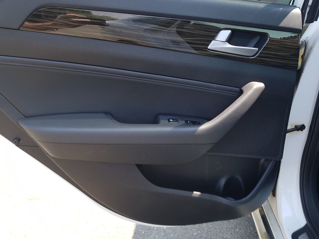 2016 Hyundai Sonata 2.4L Limited | Leather | HtdSeats | Roof | Keyless in Saint John, New Brunswick - 34 - w1024h768px